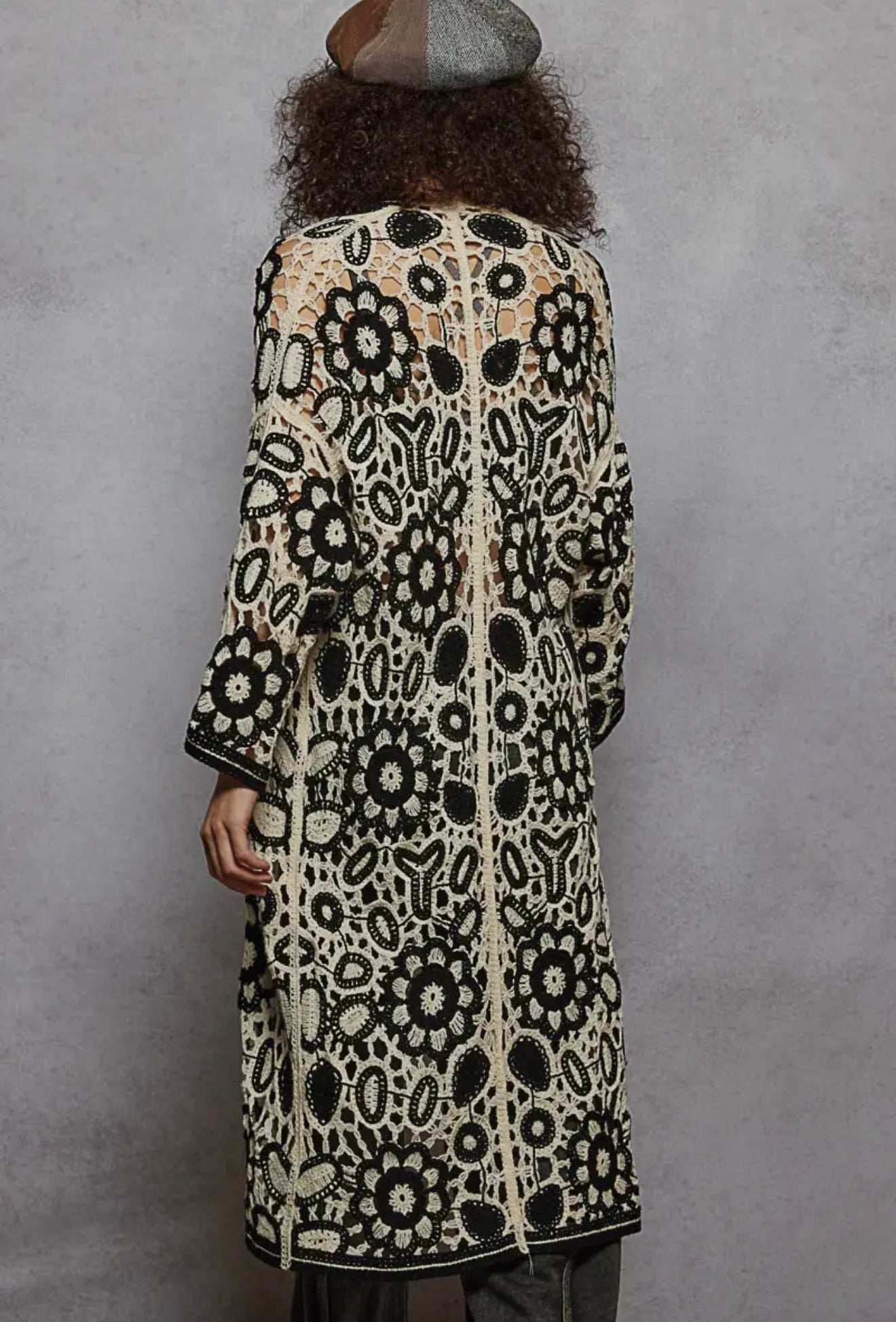 LONG CROCHET KNIT CARDIGAN