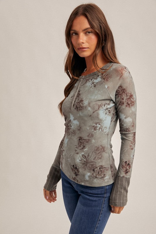 FLORAL PRINT MESH HENLEY TOP
